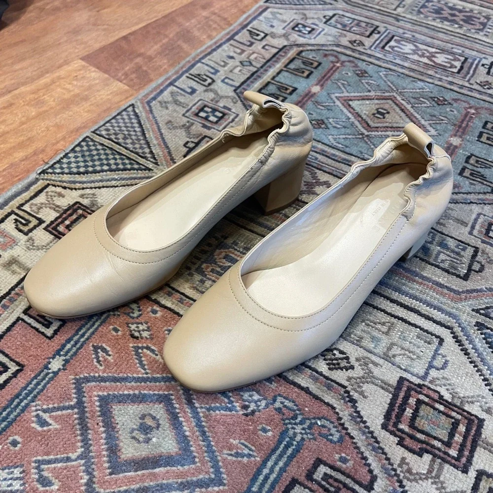 Everlane The Day Heel Light Taupe Leather Ballet Shoe Beige Tan Nude Sz 7.5 Chic